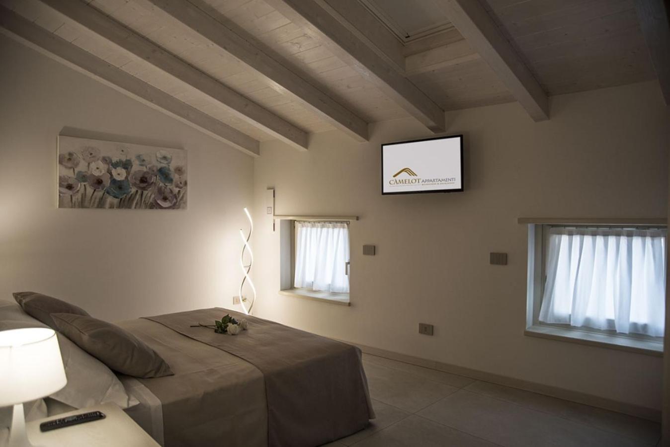 Camelot Appartamenti - Business E Holiday San Martino Buon Albergo Exterior foto