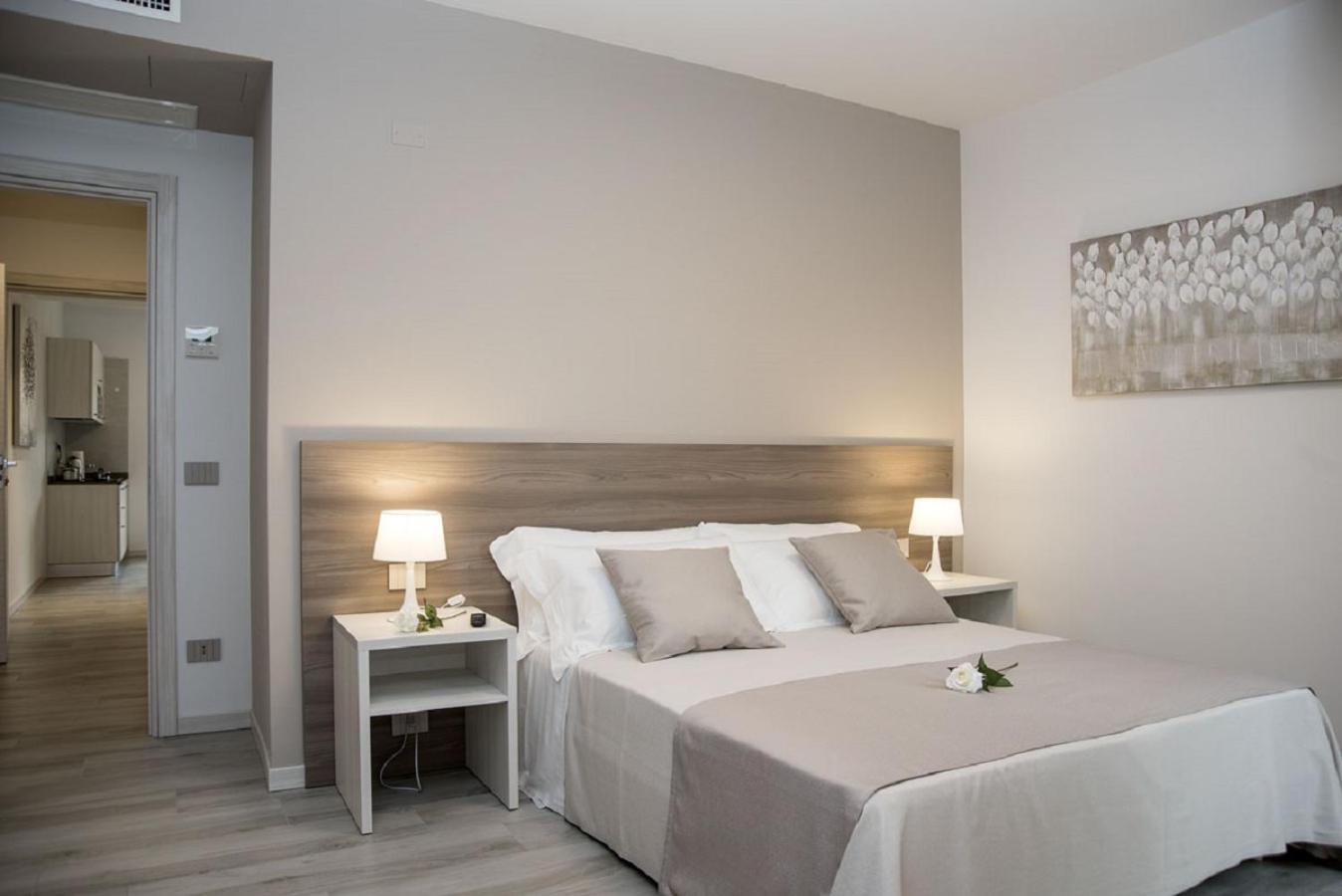 Camelot Appartamenti - Business E Holiday San Martino Buon Albergo Exterior foto